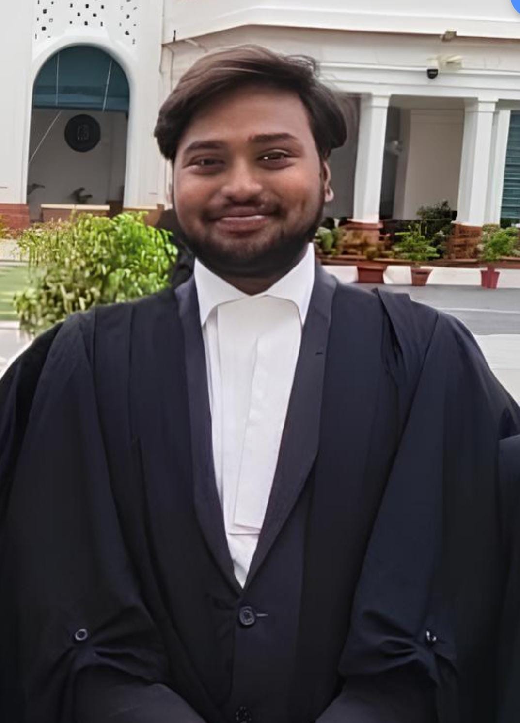 Portrait of Mr. Kaustubh Prakash, Advocate and Associate